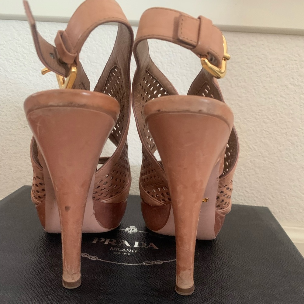 Prada Nude color heels. Size 37 - Picture 3 of 3